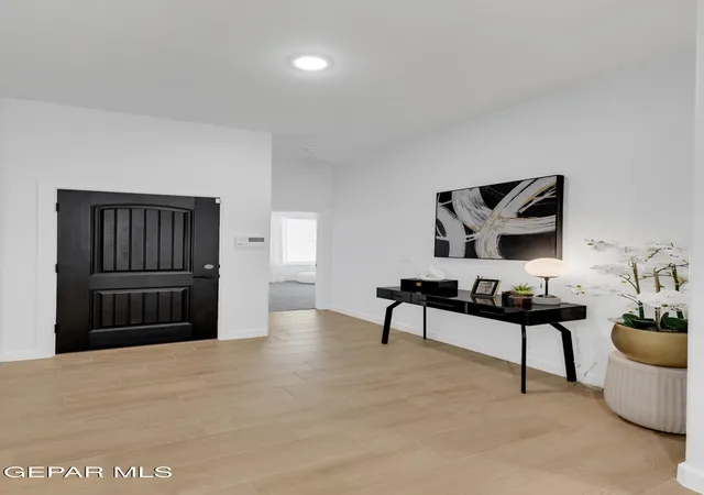 2nd image of 109 Madrid Trl, Santa Teresa, NM 88008 | MLS# 947628