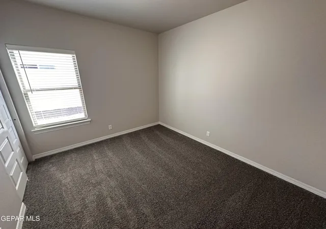 Photo 3 of Single family home for sale at 729 Paseo Del Agua St, Horizon City, TX 79928 | MLS# 931500 | Listing updated on 2026-06-18