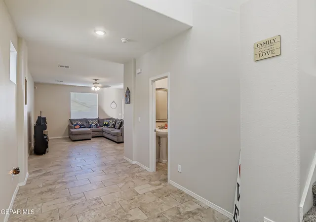 Photo 3 of Single family home for sale at 10620 Hidden Chapel Pl, El Paso, TX 79924 | MLS# 931587 | Listing updated on 2026-09-08