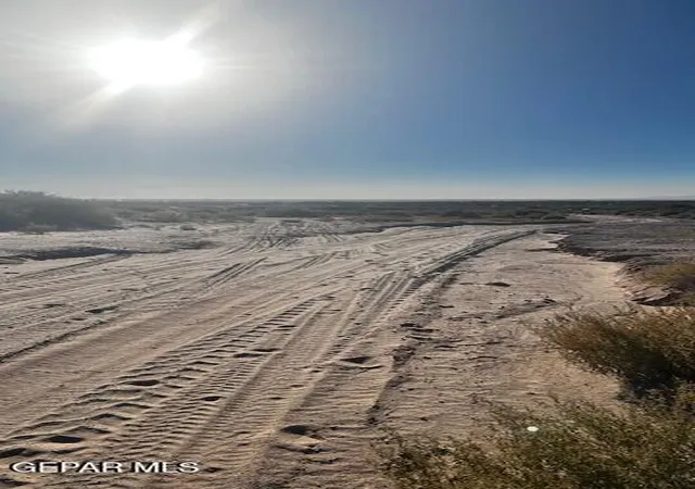 3rd image of 26 Trans Park Dr, El Paso, TX 79927 | MLS# 933482
