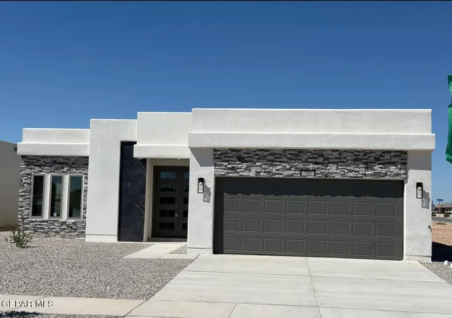 Single family home for sale at 733 Paseo Del Agua St, Horizon City, TX 79928 | MLS# 931865