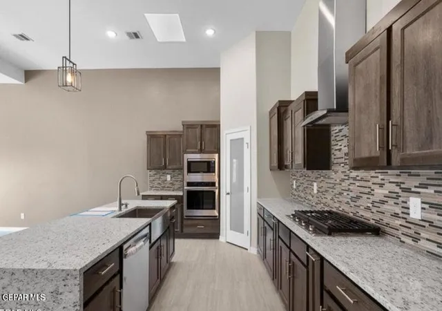 Photo 4 of Single family home for sale at 6949 Levee Cir, El Paso, TX 79932 | MLS# 933342 | Listing updated on 2026-09-16