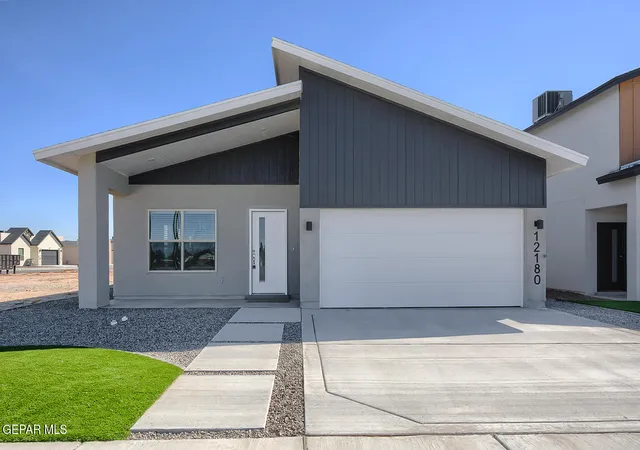 Photo 1 of Single family home for sale at 13865 Summer Wave Ave, El Paso, TX 79928 | MLS# 933585 | Listing updated on 2026-08-29