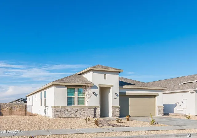 Photo 2 of Single family home for sale at 123 Esther Trl, Sunland Park, NM 88063 | MLS# 934139 | Listing updated on 2026-06-18