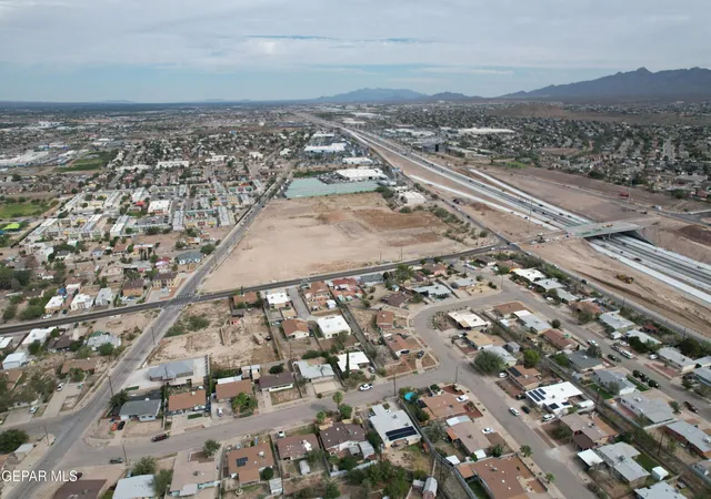 8th image of 5355 S Desert Blvd, El Paso, TX 79932 | MLS# 934859