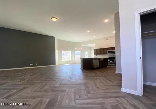 Photo 2 of Single family home for sale at 6039 Summer Ridge St, Sunland Park, NM 88008 | MLS# 935102 | Listing updated on 2026-09-02