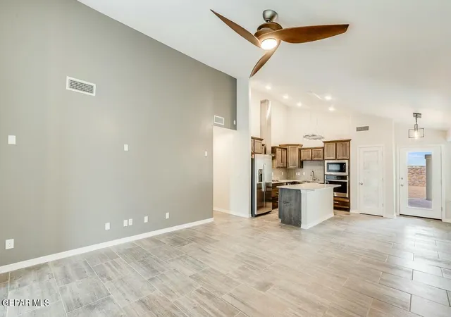 Photo 5 of Single family home for sale at 6064 Fall Ridge St, Sunland Park, NM 88008 | MLS# 935440 | Listing updated on 2026-06-18
