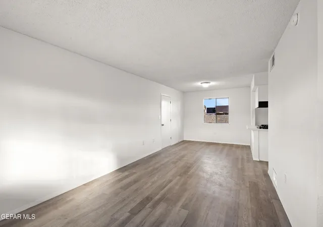 5th image of 10708 Aquamarine St, El Paso, TX 79924 | MLS# 936195