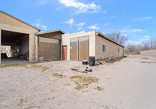 Homes for sale in El Paso, TX | 8445 Roseway Dr, El Paso, TX 79907 | MLS# 936213