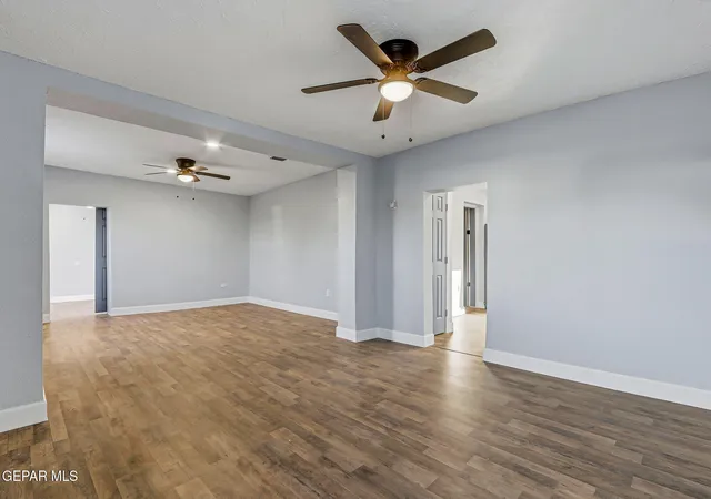 Photo 4 of Sale Pending at 6716 Esteban Ln, El Paso, TX 79905 | MLS# 936808 | Listing updated on 2026-10-26