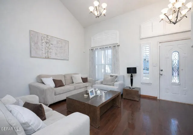 Photo 3 of Single family home for sale at 253 Northbrook Ct, El Paso, TX 79932 | MLS# 937149 | Listing updated on 2026-08-24