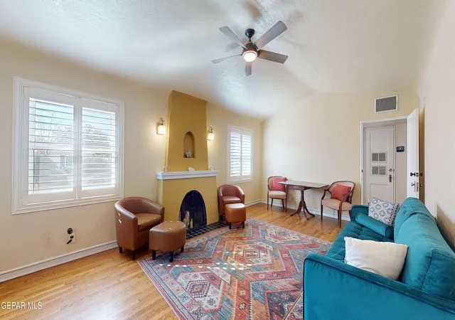 3rd image of 717 Kern Dr, El Paso, TX 79902 | MLS# 937569