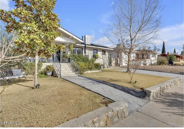 3rd image of 2804 N Campbell St, El Paso, TX 79902 | MLS# 937364