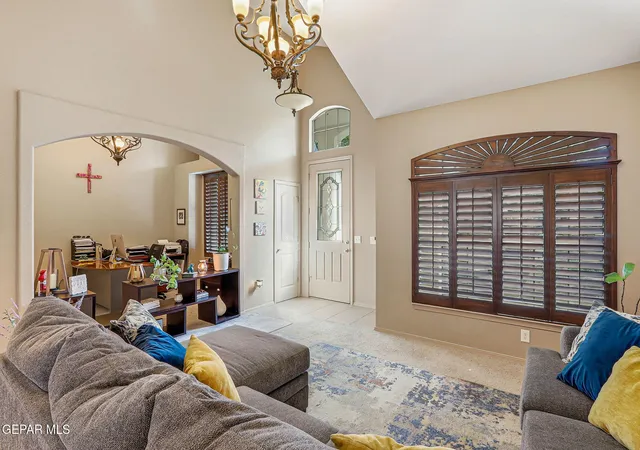 2nd image of 6425 Franklin Gate Dr, El Paso, TX 79912 | MLS# 937587