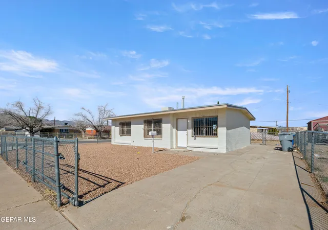 3rd image of 5101 Rutherford Dr, El Paso, TX 79924 | MLS# 937448