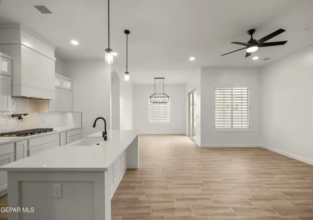 4th image of 604 Paseo Campanero St, Horizon City, TX 79928 | MLS# 937543