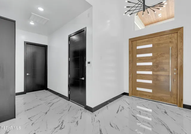 4th image of 13392 Emerald Glass Dr, Horizon City, TX 79928 | MLS# 938013