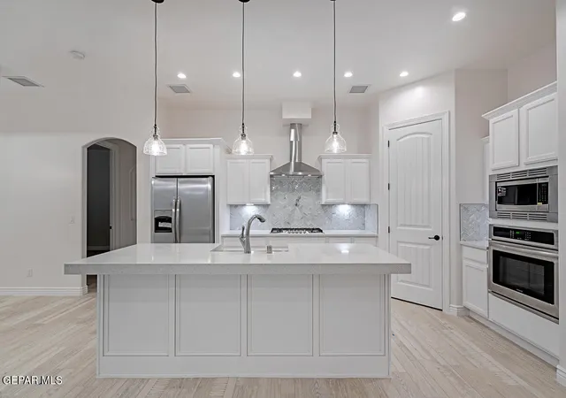 Photo 3 of Single family home for sale at 7273 Cimarron Gap Dr, El Paso, TX 79911 | MLS# 938095 | Listing updated on 2026-09-07