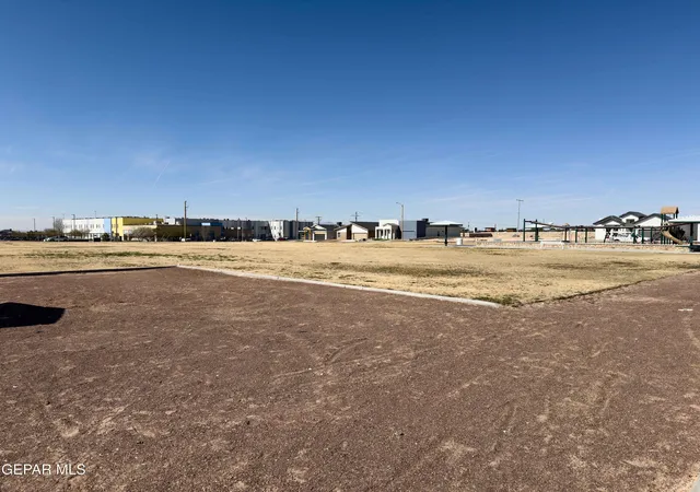 Photo 4 of Single family home for sale at 248 Mar Vista Pl, El Paso, TX 79928 | MLS# 938191 | Listing updated on 2026-08-26