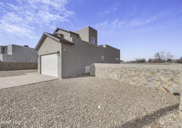 Photo 3 of Single family home for sale at 12020 Hidden Gdns Pl, Socorro, TX 79927 | MLS# 939063 | Listing updated on 2026-09-12