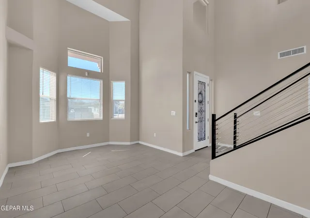 Photo 4 of Single family home for sale at 468 Emerald Blf Dr, Horizon City, TX 79928 | MLS# 939298 | Listing updated on 2026-09-27