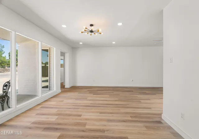 3rd image of 7614 Corozal Dr, El Paso, TX 79915 | MLS# 948464
