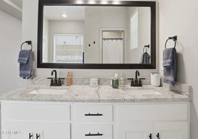 37th image of 13131 Emerald Isle St, Horizon City, TX 79928 | MLS# 938433