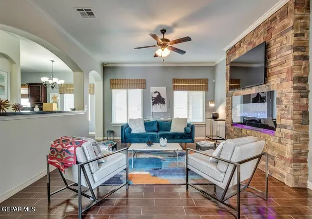 4th image of 545 Lanner St, Horizon City, TX 79928 | MLS# 938797