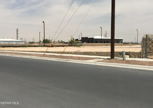 Photo 3 of Land for sale at 287 Darrington Rd, El Paso, TX 79928 | MLS# 939120 | Listing updated on 2026-04-08