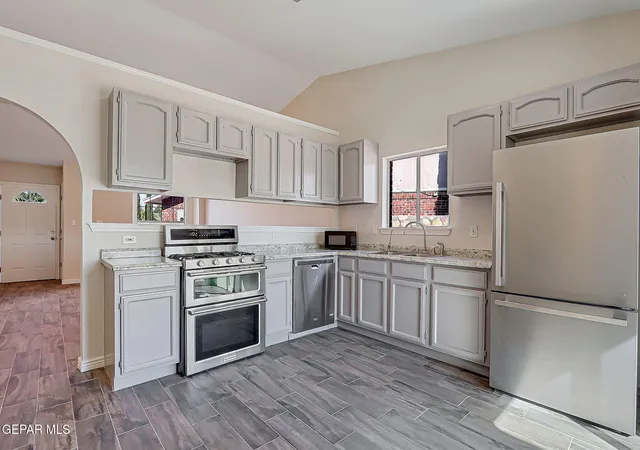 5th image of 3424 Belfry Park Dr, El Paso, TX 79936 | MLS# 938692