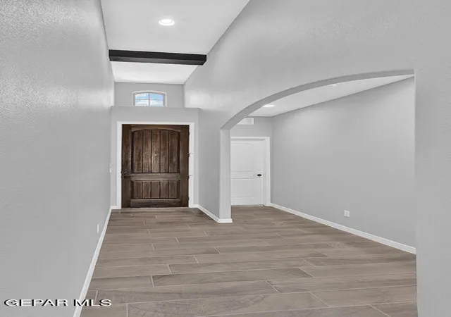 Photo 3 of Single family home for sale at 913 Bilton Pl, El Paso, TX 79928 | MLS# 938732 | Listing updated on 2026-09-11