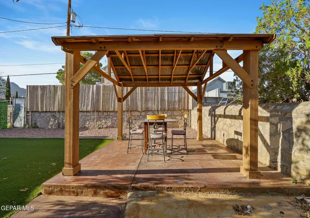 3rd image of 3125 Hamilton Ave #A&B, El Paso, TX 79930 | MLS# 938740