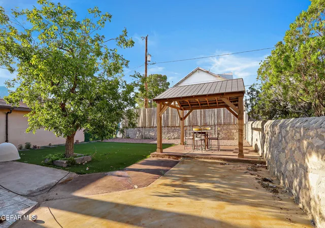 4th image of 3125 Hamilton Ave #A&B, El Paso, TX 79930 | MLS# 938740