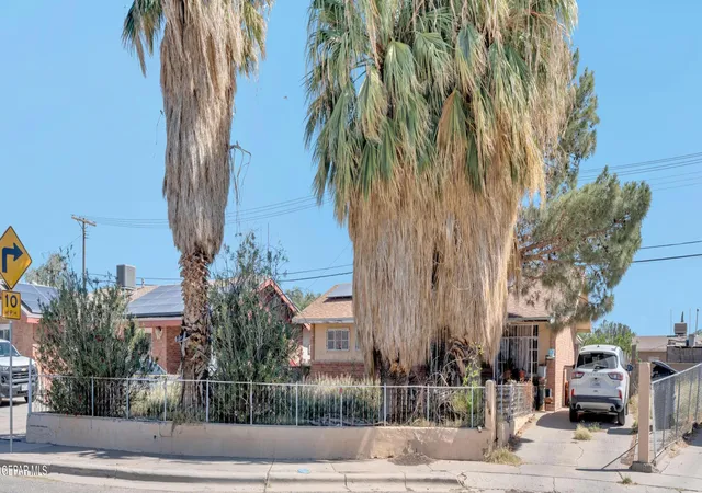 Photo 3 of Sale Pending at 306 Cadwallader Dr, El Paso, TX 79915 | MLS# 943061 | Listing updated on 2026-09-04