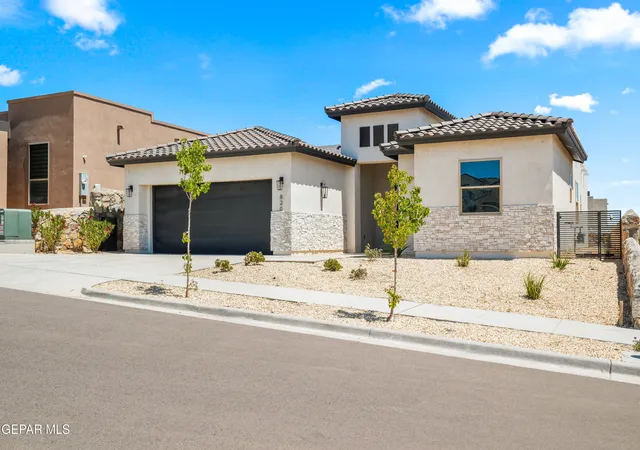 3rd image of 820 Acton St, Horizon City, TX 79928 | MLS# 942399
