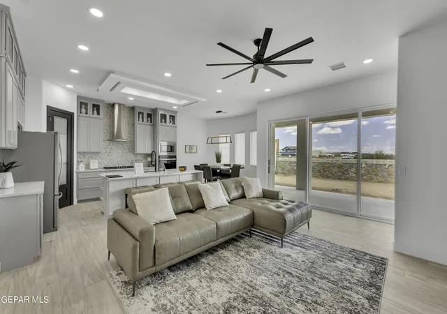 Photo 3 of Single family home for sale at 3920 Surmise St, El Paso, TX 79938 | MLS# 939119 | Listing updated on 2026-09-11