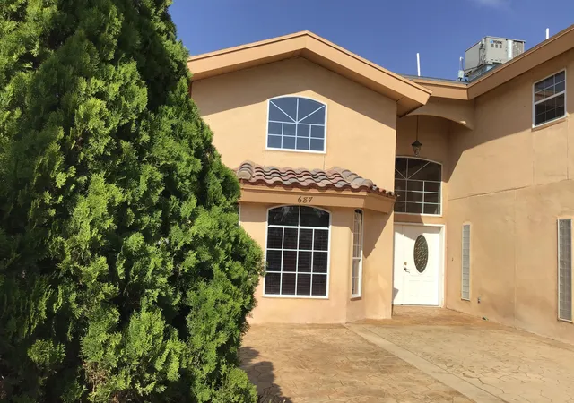 Photo 3 of Single family home for sale at 687 Supima Dr, El Paso, TX 79927 | MLS# 939167 | Listing updated on 2026-06-17