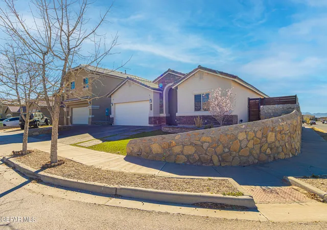 2nd image of 271 Covington Ridge Wy, El Paso, TX 79928 | MLS# 939486