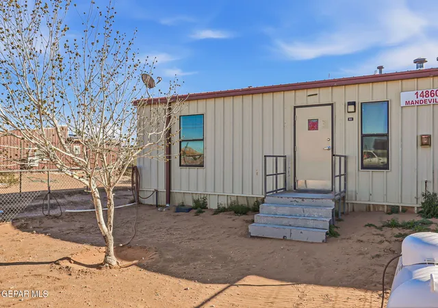 Photo 4 of House for sale at 14860 Mandeville Ave, El Paso, TX 79928 | MLS# 939256 | Listing updated on 2026-04-10