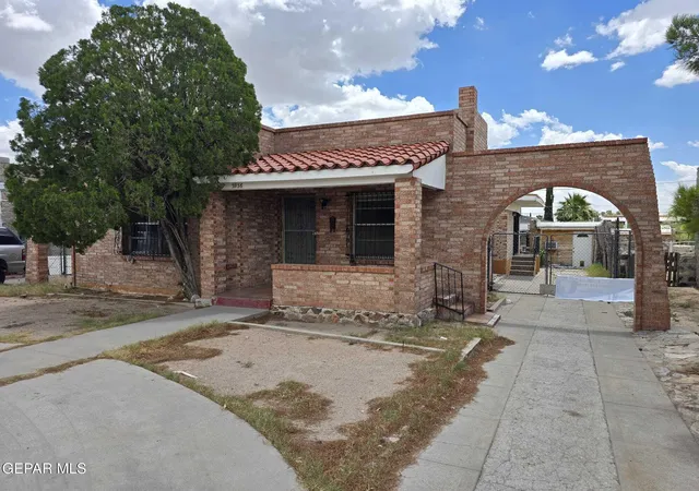4th image of 3936 Altura Ave, El Paso, TX 79903 | MLS# 939391
