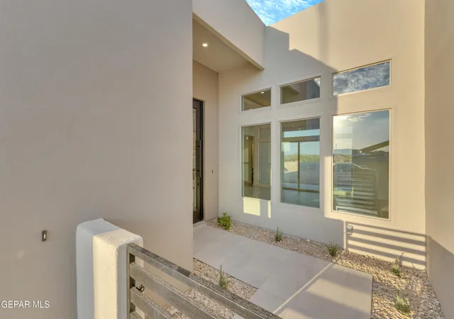Photo 4 of Sale Pending at 1368 Costanzo Pl, El Paso, TX 79928 | MLS# 939414 | Listing updated on 2026-06-18