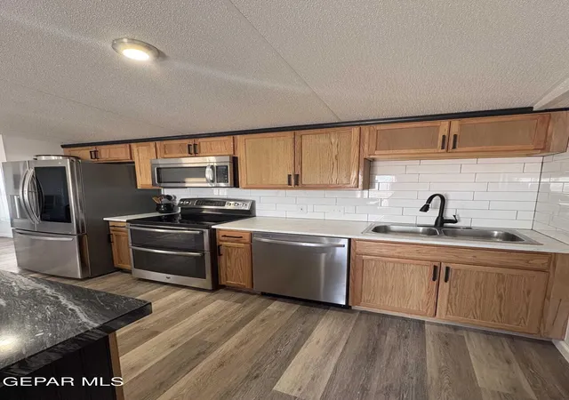 Photo 4 of Manufactured home for sale at 814 Bradshire St, Horizon City, TX 79928 | MLS# 939540 | Listing updated on 2026-08-31