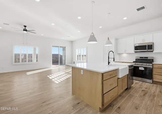 Photo 4 of Sale Pending at 296 Emerald Dust Pl, El Paso, TX 79928 | MLS# 939466 | Listing updated on 2026-08-24