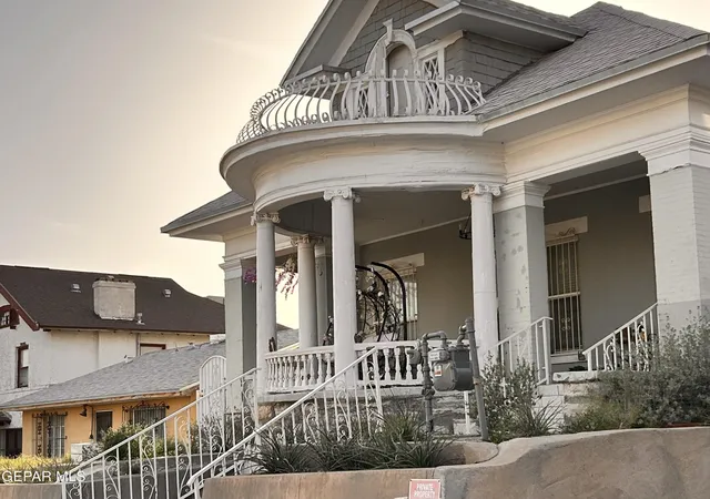 Photo 3 of Single family home for sale at 521 Randolph Dr, El Paso, TX 79902 | MLS# 939502 | Listing updated on 2026-10-03