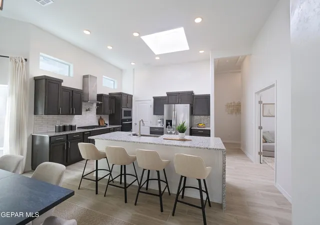 Photo 3 of Single family home for sale at 119 Wind Ml St, Sunland Park, NM 88008 | MLS# 939724 | Listing updated on 2026-09-18