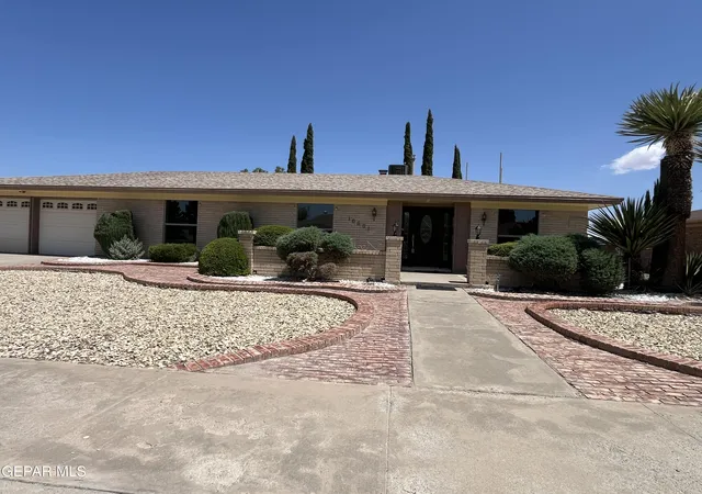 Photo 3 of Single family home for sale at 10601 Causeway Dr, El Paso, TX 79935 | MLS# 947106 | Listing updated on 2026-08-31