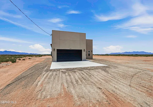 Photo 3 of Sale Pending at 652 Yuma Desert, Chaparral, NM 88081 | MLS# 940238 | Listing updated on 2026-09-07