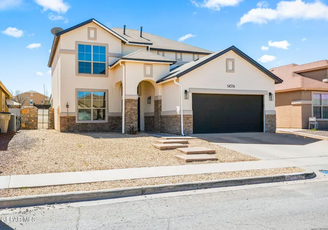 Photo 3 of Sale Pending at 14376 Coyote Trl, El Paso, TX 79938 | MLS# 940575 | Listing updated on 2026-06-18