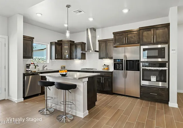Photo 3 of Single family home for sale at 11864 Barrenkale Pl, El Paso, TX 79934 | MLS# 941141 | Listing updated on 2026-09-20