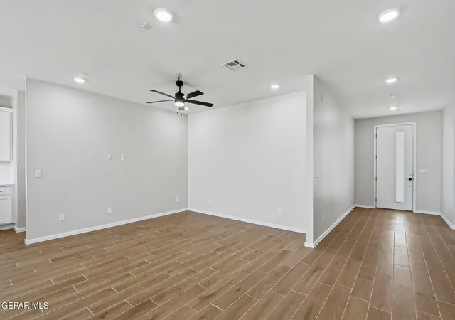 Photo 3 of Single family home for sale at 12701 Fredericksberg Ave, El Paso, TX 79928 | MLS# 940720 | Listing updated on 2026-06-18
